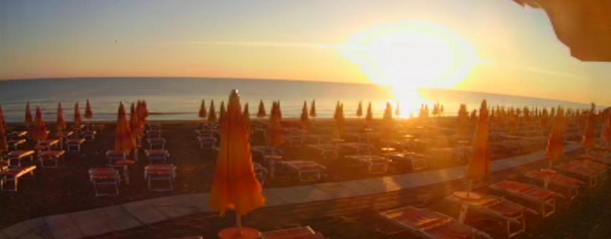 Baywatch Bed and Breakfast Margherita Di Savoia Buitenkant foto